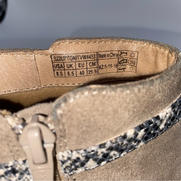 Vionic Upton Tan Suede Zip Ankle Boots Sz 8.5 Snakeskin Buckle Strap 3” Heel - Picture 8 of 11